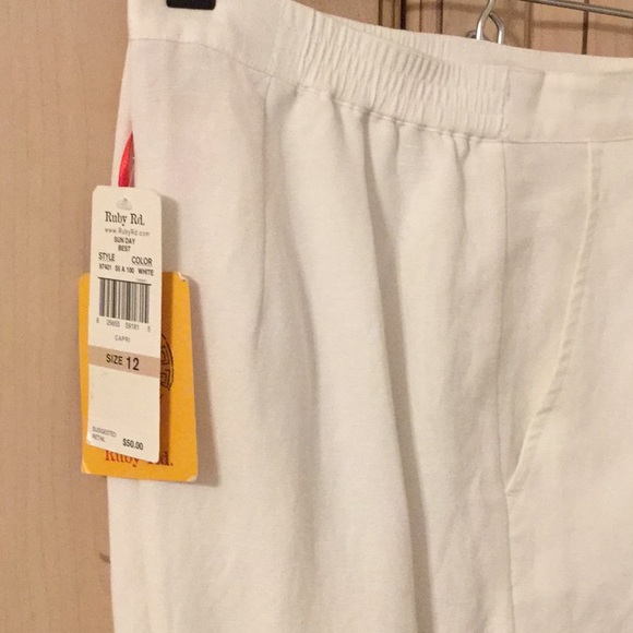 NWT-White Cropped Linen/Rayon Pant, SZ 12, 25”. - Picture 2 of 5